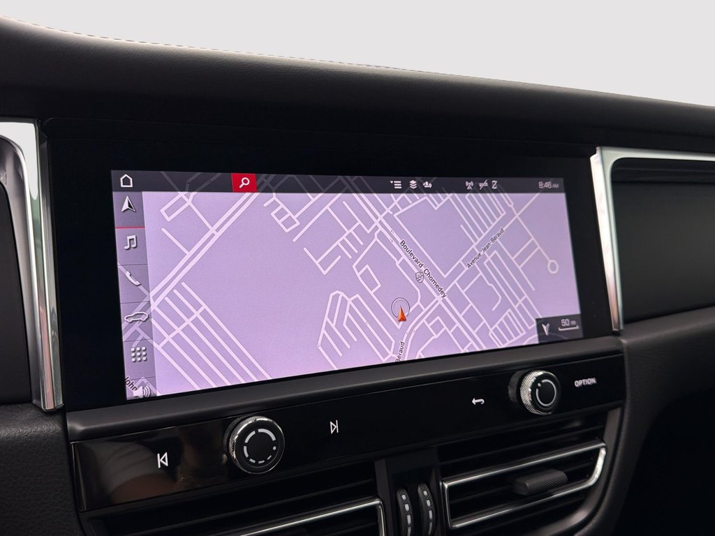 Porsche Macan  2025 à Laval, Québec - 23 - w1024h768px