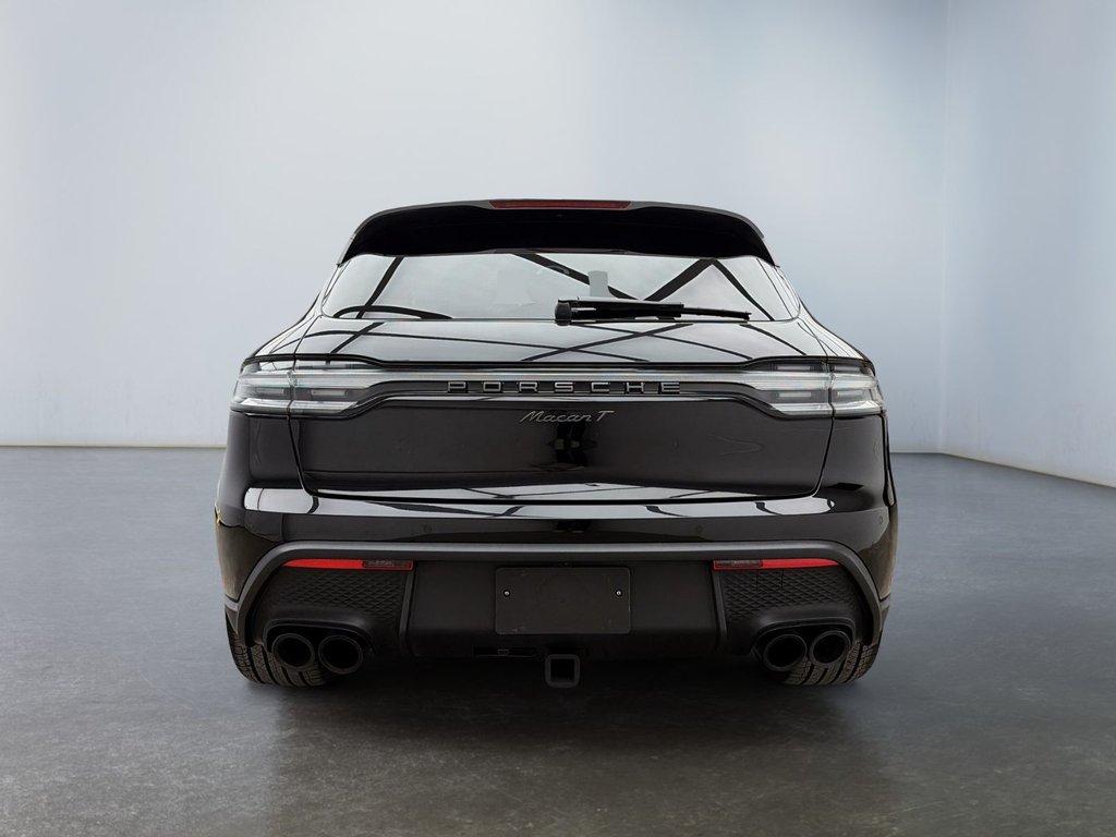 2025 Porsche Macan in Laval, Quebec - 4 - w1024h768px