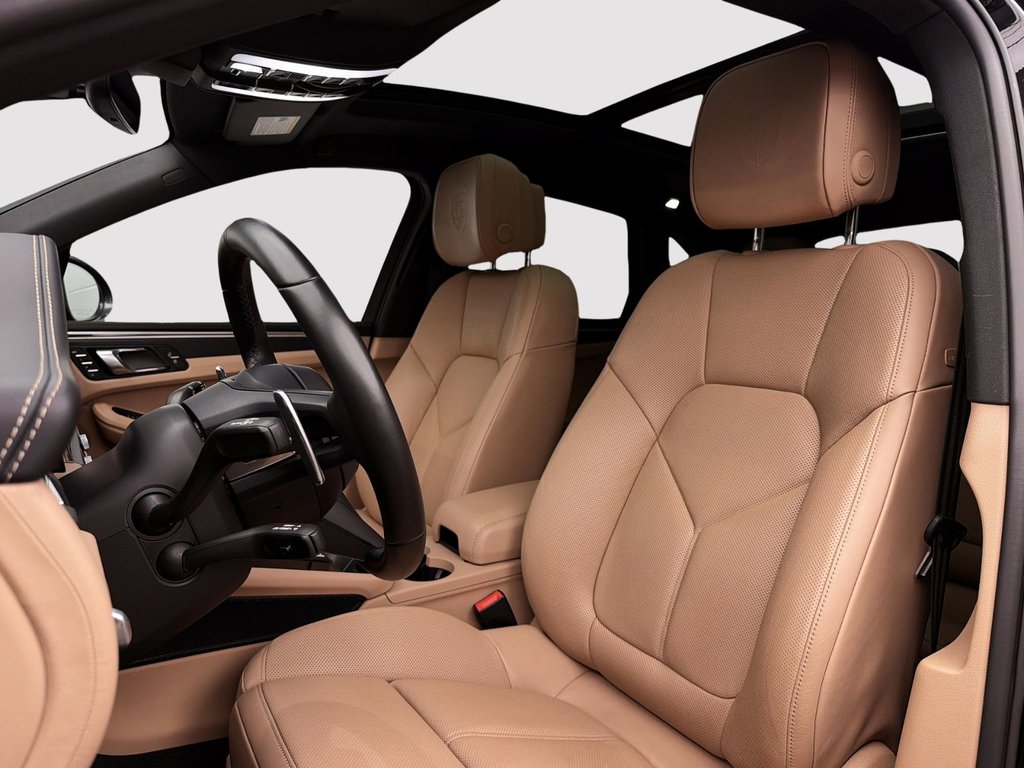 2025 Porsche Macan in Laval, Quebec - 14 - w1024h768px
