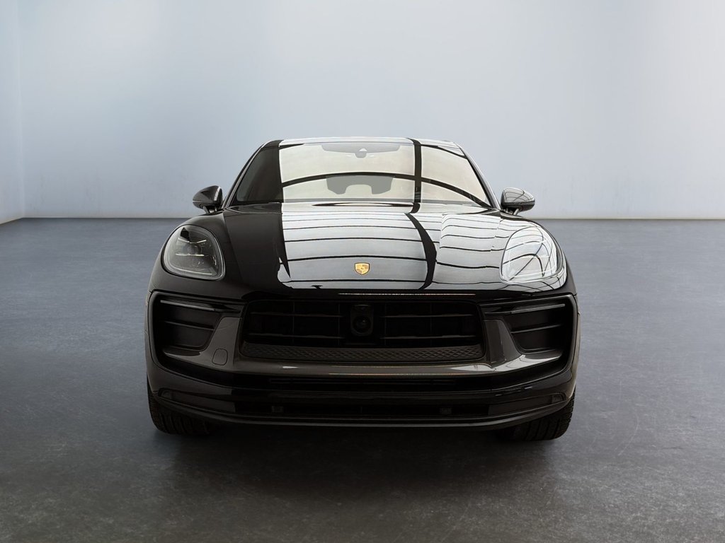 2025 Porsche Macan in Laval, Quebec - 5 - w1024h768px