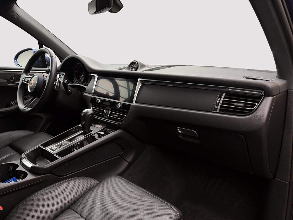 Porsche Macan  2025 à Laval, Québec - 24 - w1024h768px