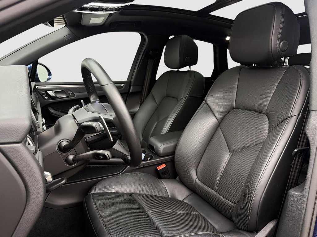 Porsche Macan  2025 à Laval, Québec - 13 - w1024h768px