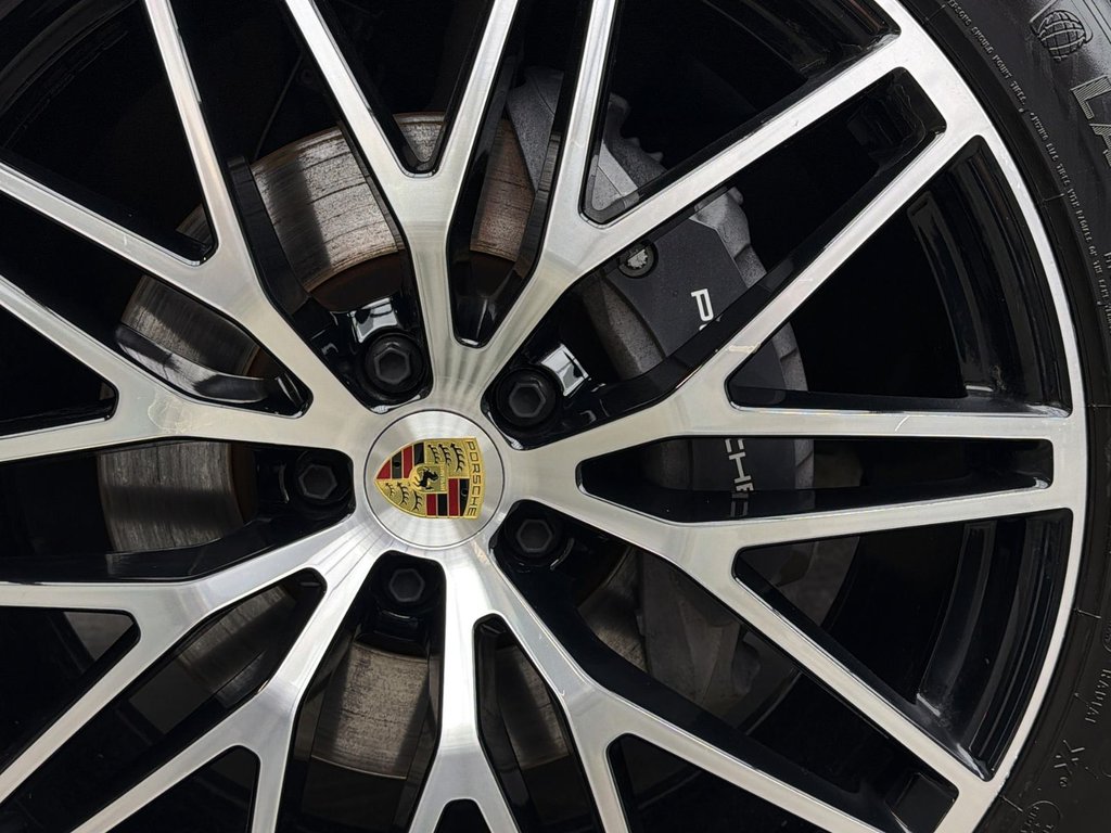 Porsche Macan  2025 à Laval, Québec - 11 - w1024h768px