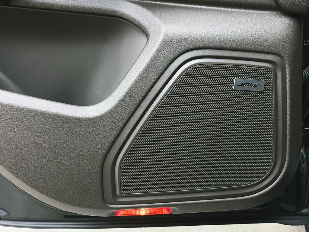 Porsche Macan  2025 à Laval, Québec - 31 - w1024h768px