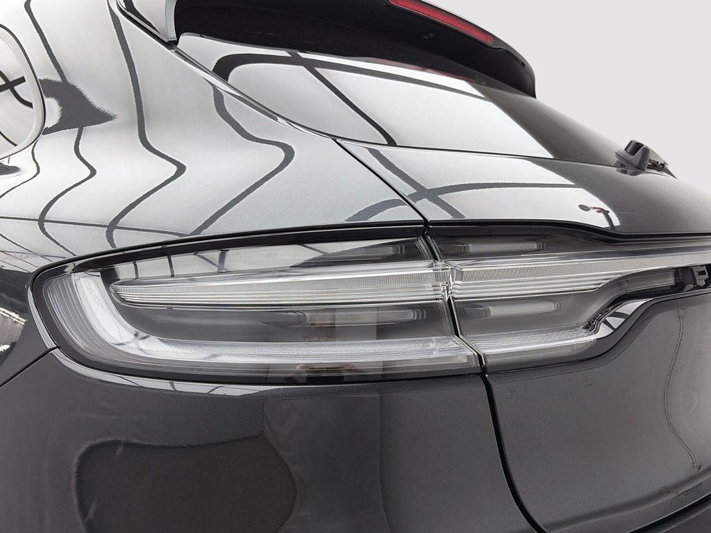 Porsche Macan  2025 à Laval, Québec - 14 - w1024h768px