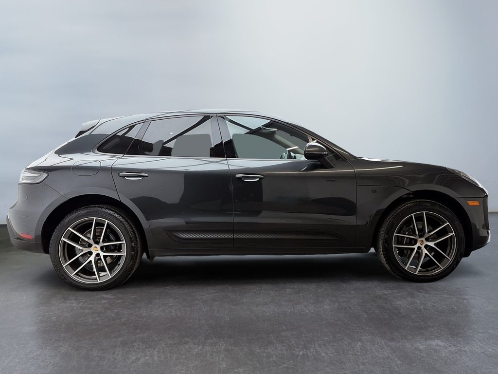 Porsche Macan  2025 à Laval, Québec - 7 - w1024h768px