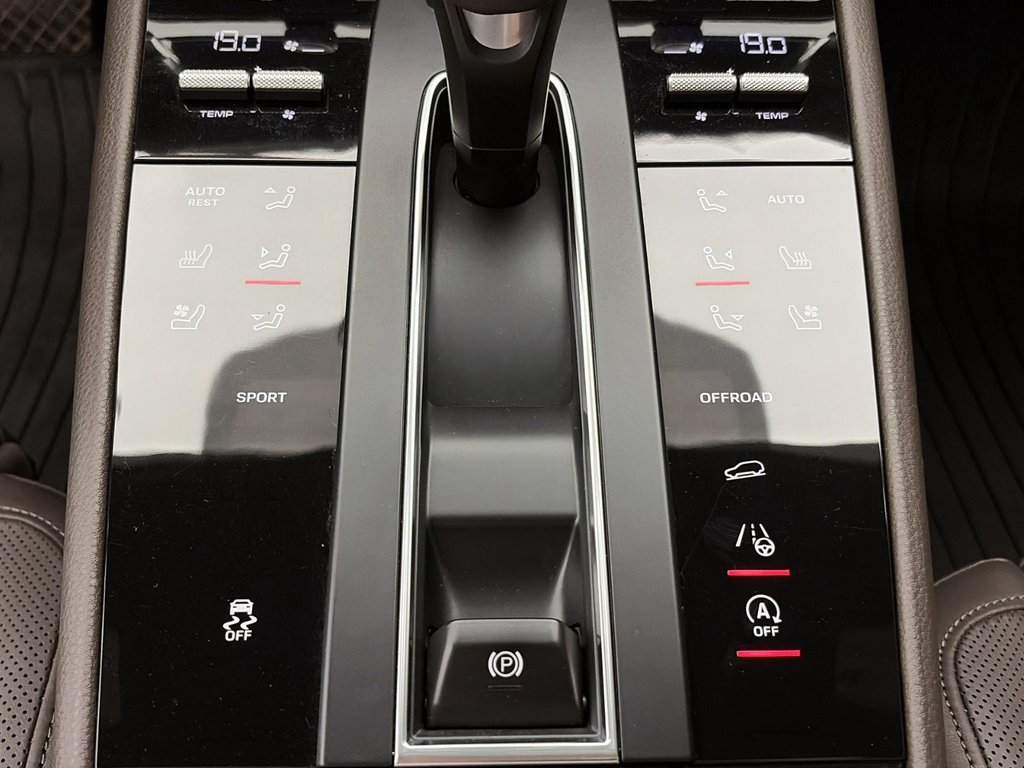 Porsche Macan  2025 à Laval, Québec - 21 - w1024h768px