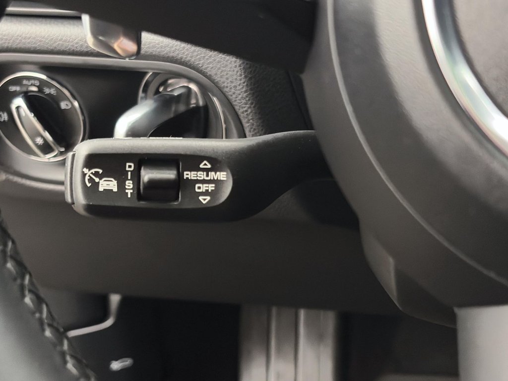 Porsche Macan  2025 à Laval, Québec - 16 - w1024h768px