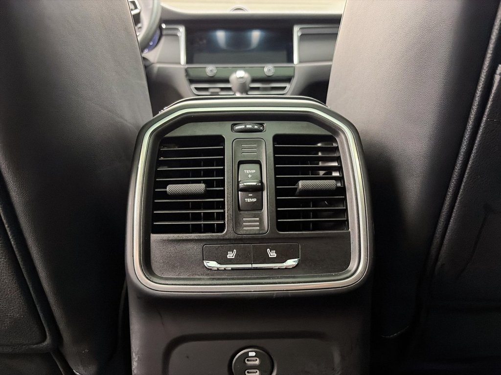 Porsche Macan  2025 à Laval, Québec - 24 - w1024h768px