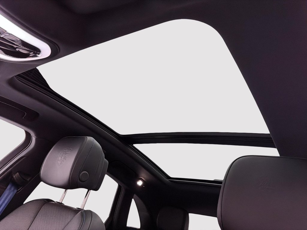 Porsche Macan  2025 à Laval, Québec - 19 - w1024h768px
