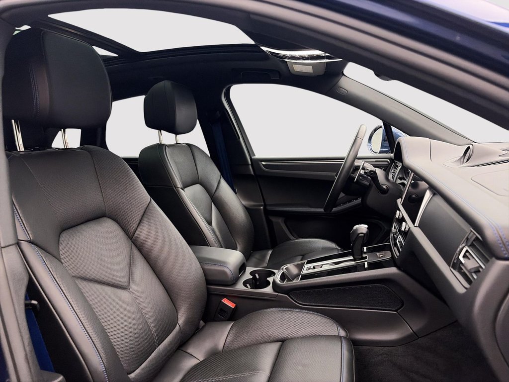 Porsche Macan  2025 à Laval, Québec - 27 - w1024h768px