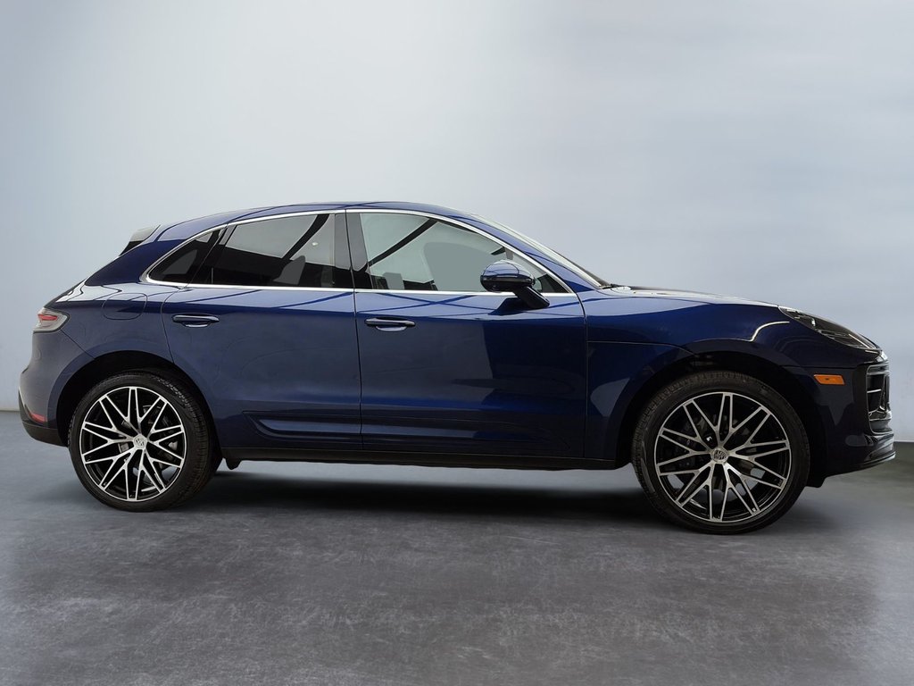 Porsche Macan  2025 à Laval, Québec - 7 - w1024h768px