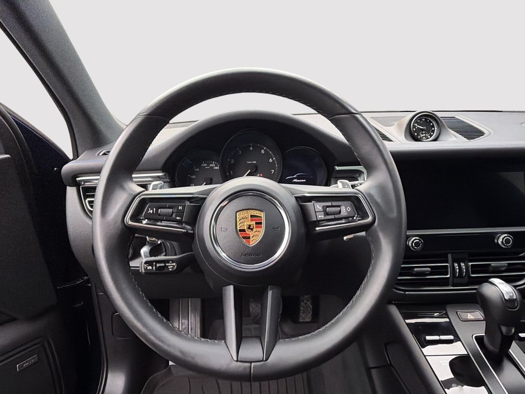 Porsche Macan  2025 à Laval, Québec - 15 - w1024h768px