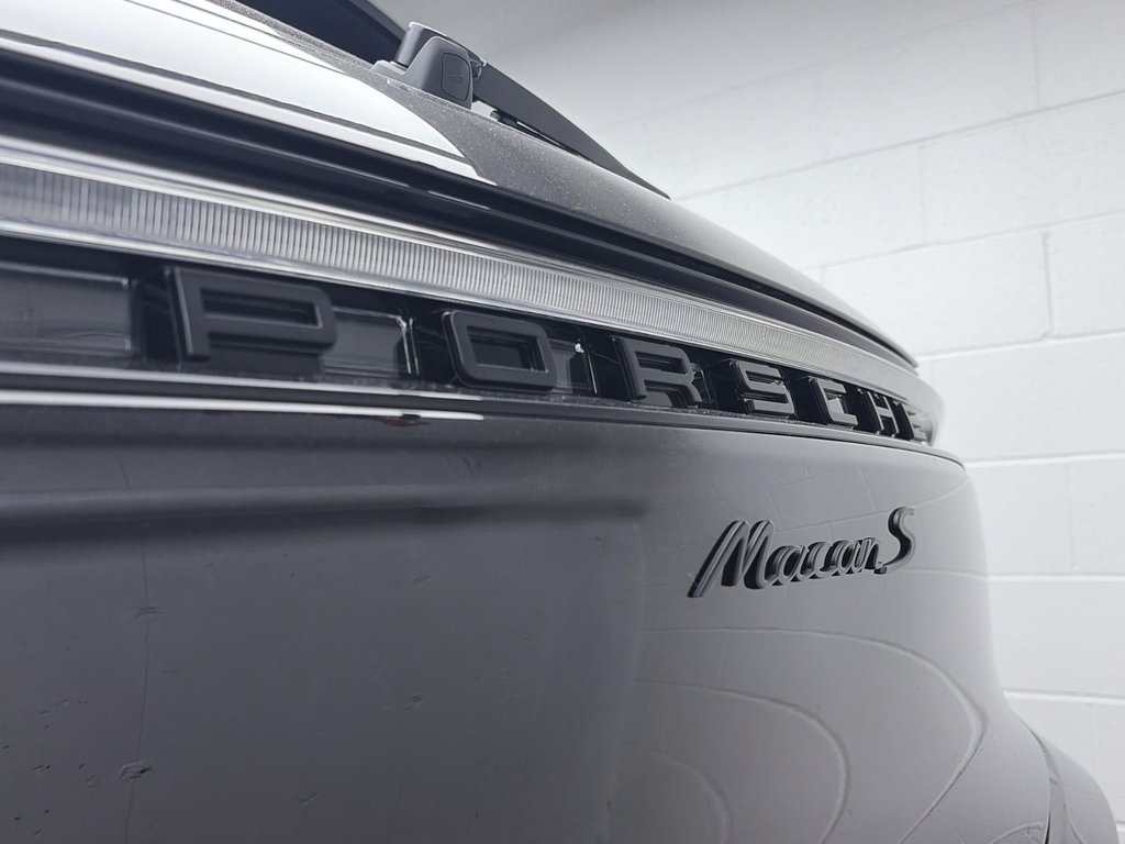 2025 Porsche Macan S in Laval, Quebec - 11 - w1024h768px
