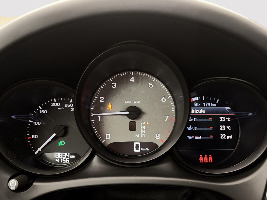 2025 Porsche Macan S in Laval, Quebec - 18 - w1024h768px