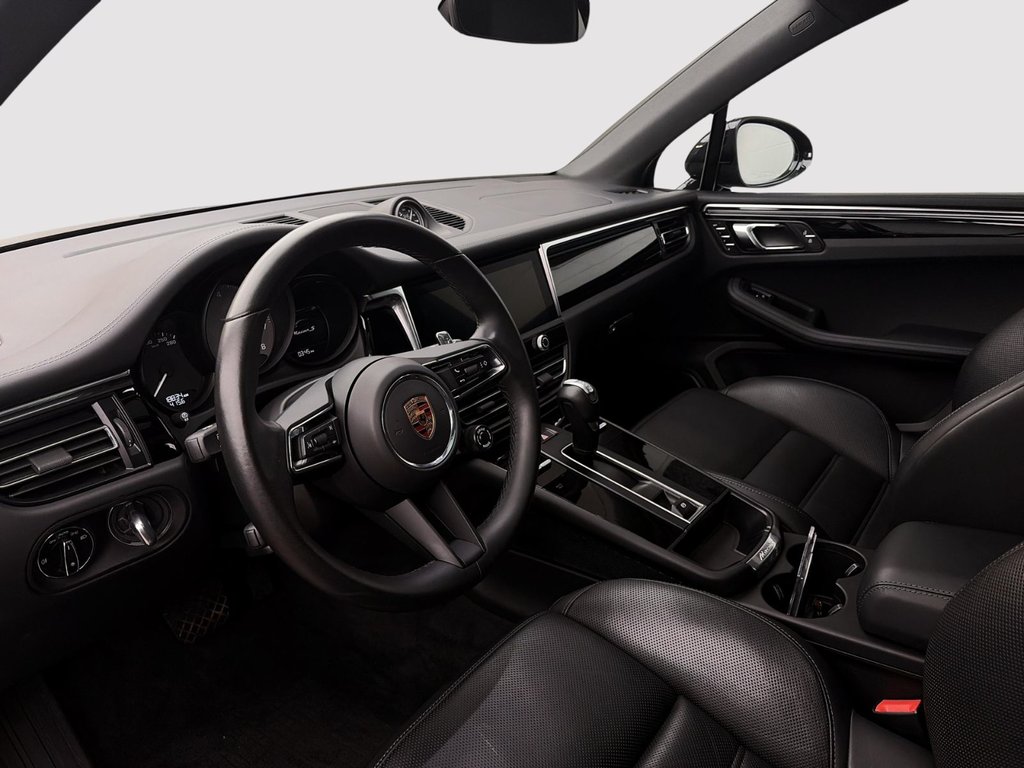 2025 Porsche Macan S in Laval, Quebec - 26 - w1024h768px