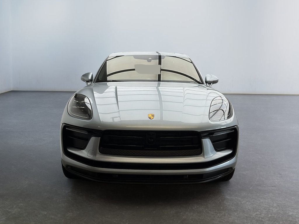 Porsche Macan  2025 à Laval, Québec - 5 - w1024h768px