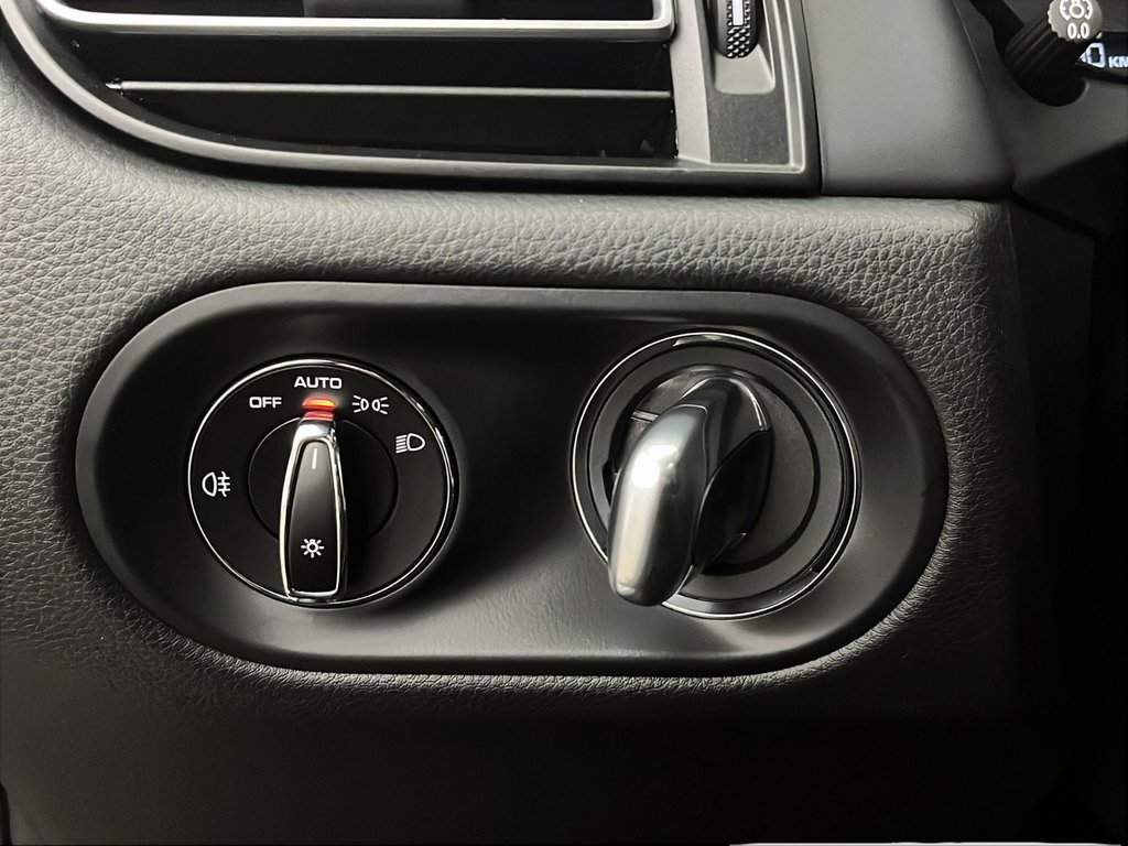 Porsche Macan  2025 à Laval, Québec - 16 - w1024h768px