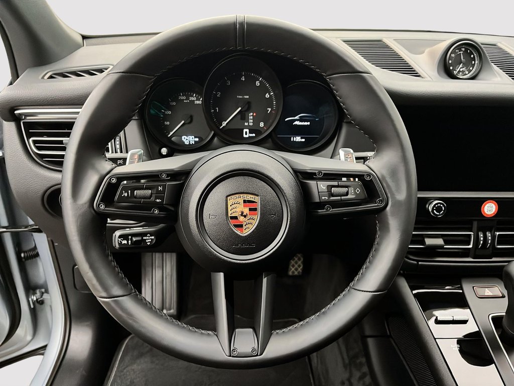 Porsche Macan  2025 à Laval, Québec - 15 - w1024h768px