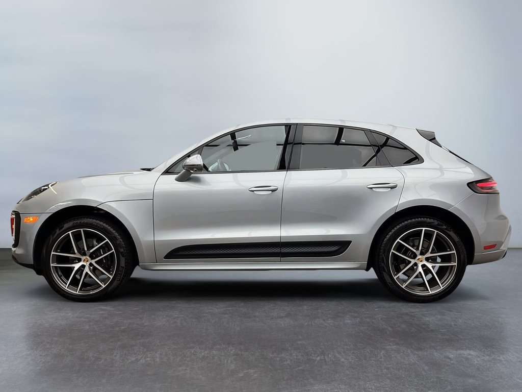 Porsche Macan  2025 à Laval, Québec - 2 - w1024h768px