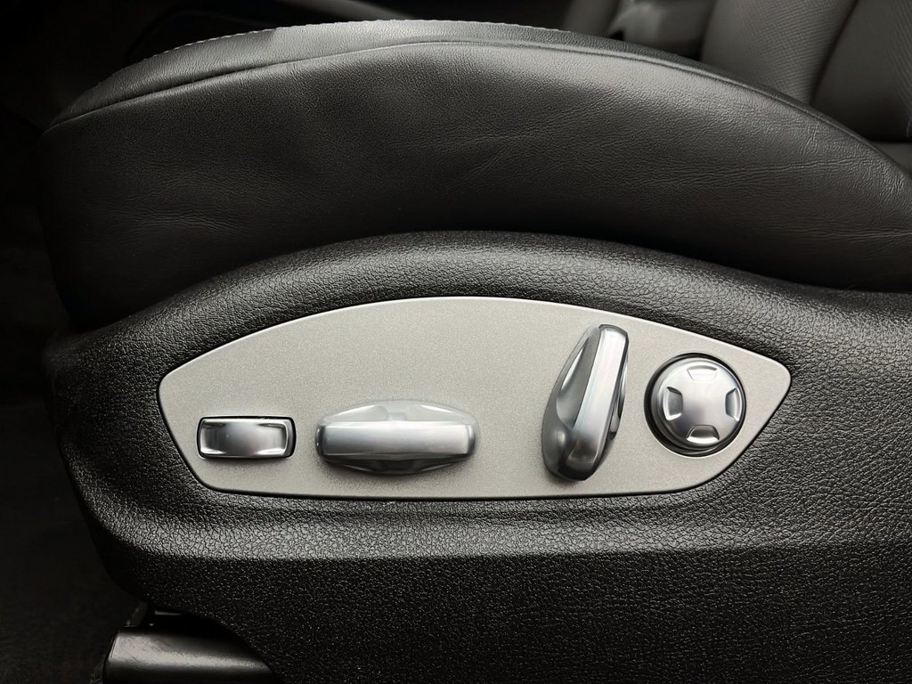 Porsche Macan  2025 à Laval, Québec - 29 - w1024h768px