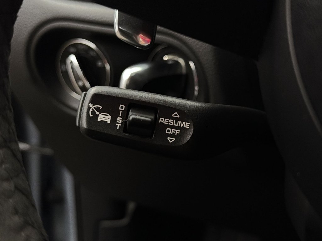 Porsche Macan  2025 à Laval, Québec - 17 - w1024h768px