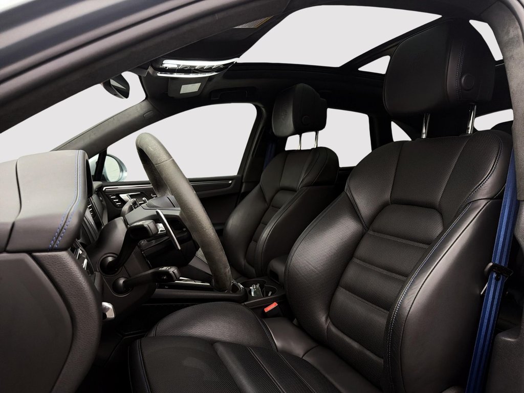 Porsche Macan  2025 à Laval, Québec - 13 - w1024h768px