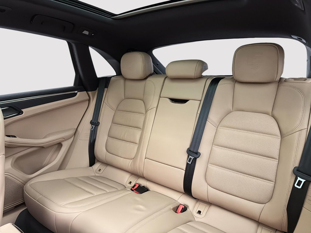 Porsche Macan  2025 à Laval, Québec - 23 - w1024h768px