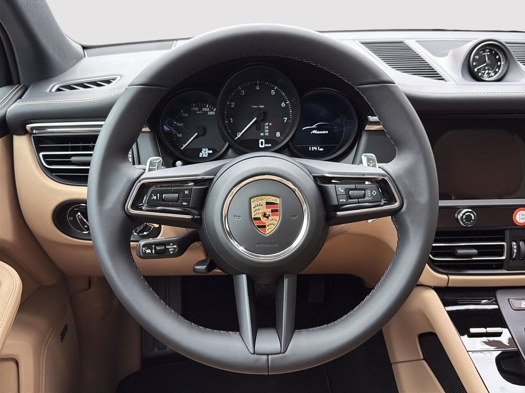 Porsche Macan  2025 à Laval, Québec - 14 - w1024h768px