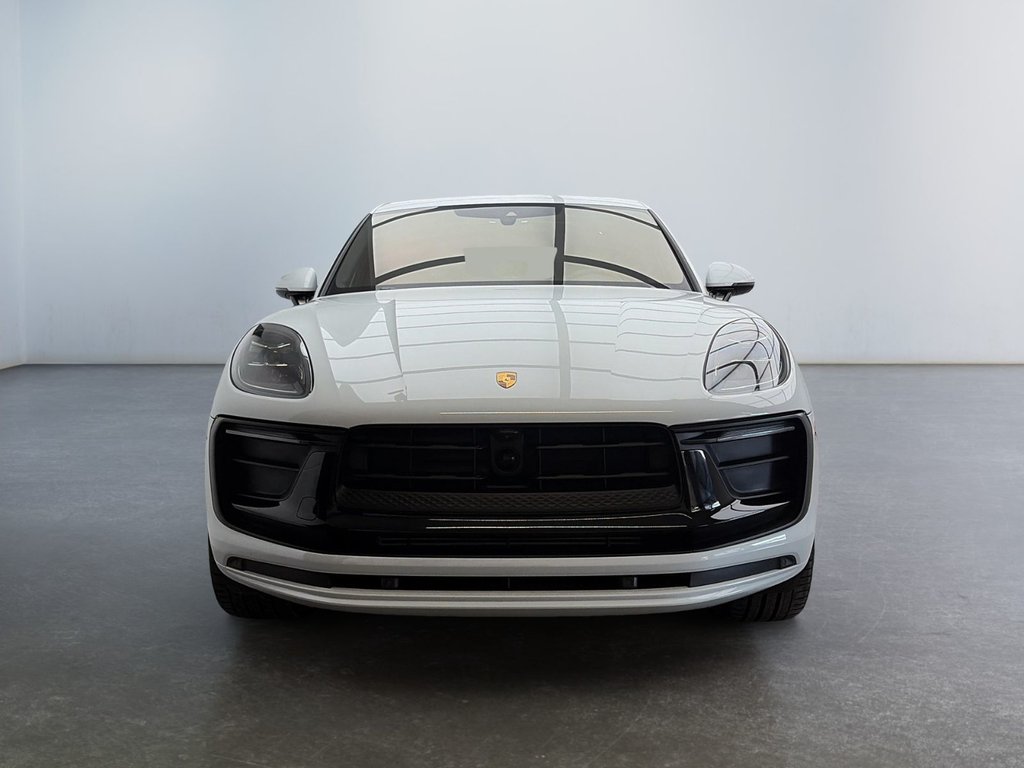 2025 Porsche Macan in Laval, Quebec - 8 - w1024h768px