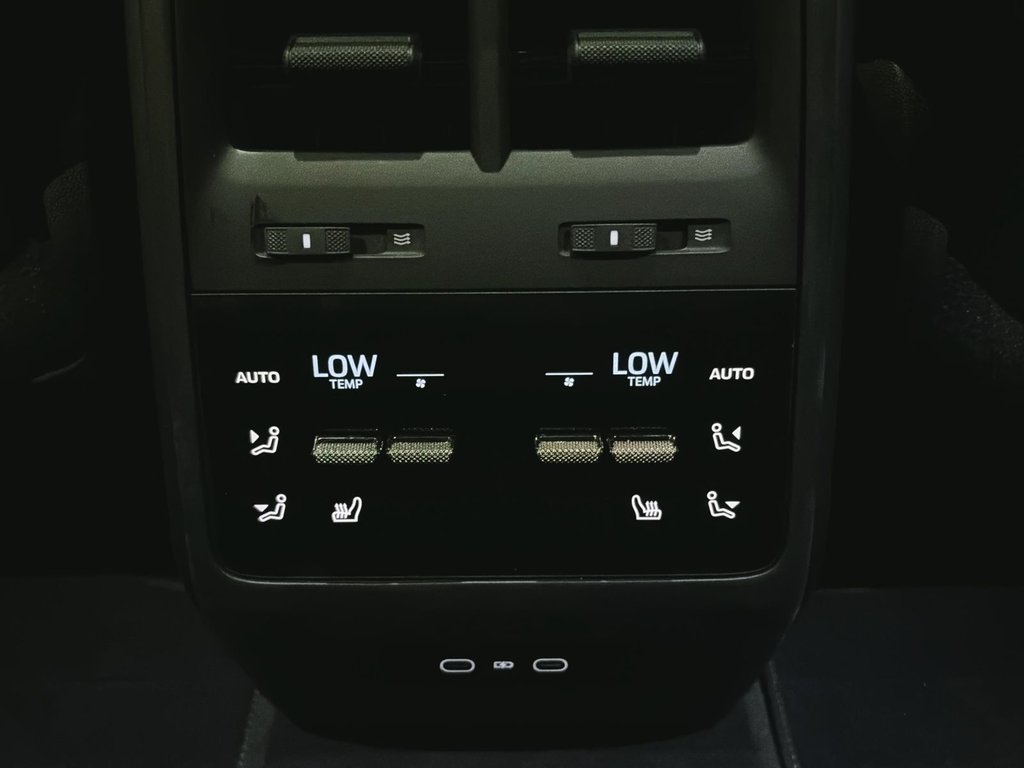 Porsche Macan Electric Turbo 2025 à Laval, Québec - 24 - w1024h768px