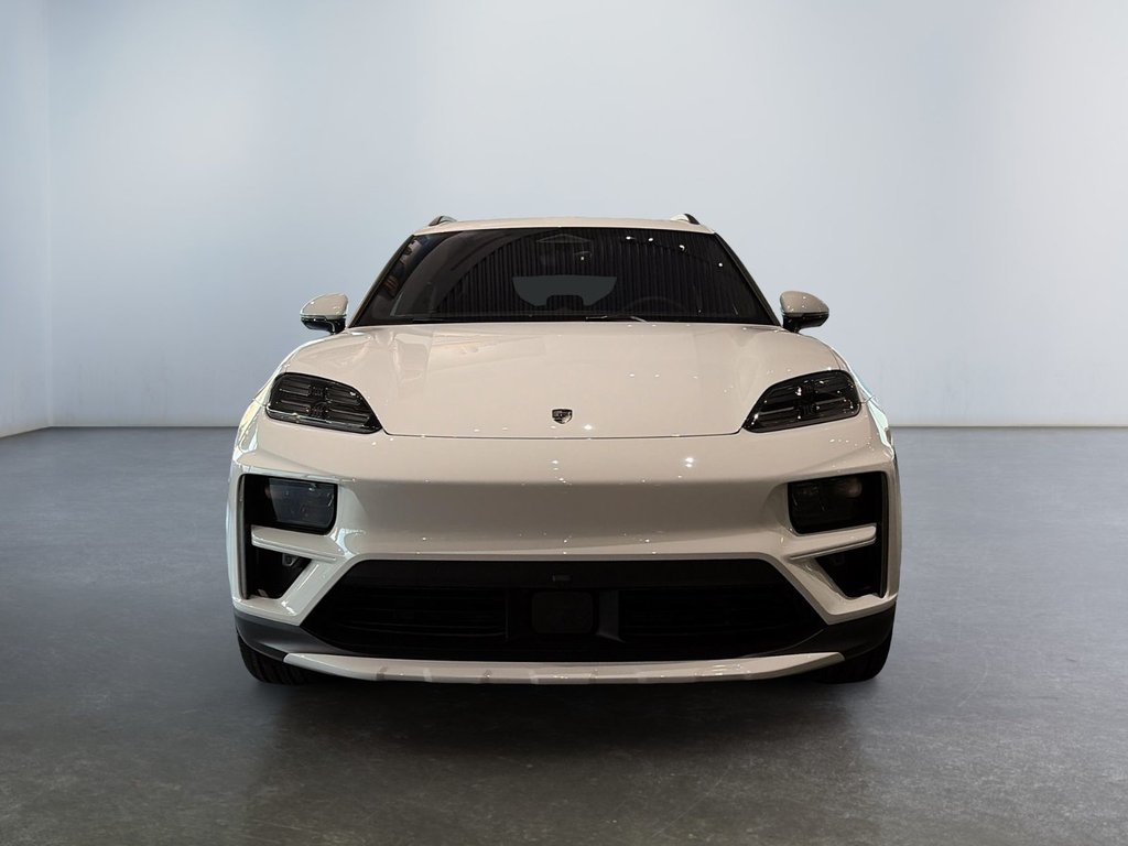 Porsche Macan Electric Turbo 2025 à Laval, Québec - 8 - w1024h768px