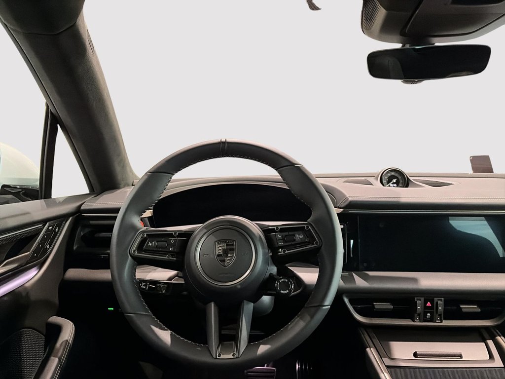 Porsche Macan Electric Turbo 2025 à Laval, Québec - 4 - w1024h768px