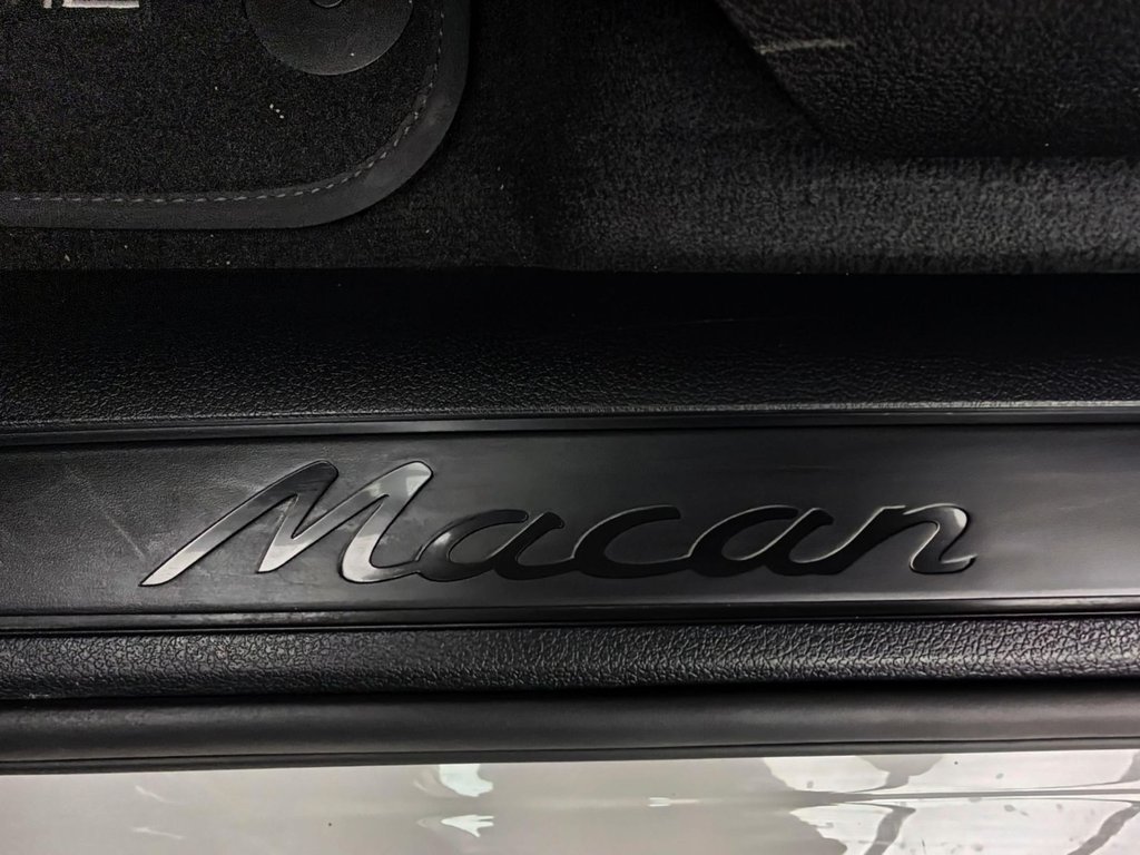 Porsche Macan  2025 à Laval, Québec - 31 - w1024h768px