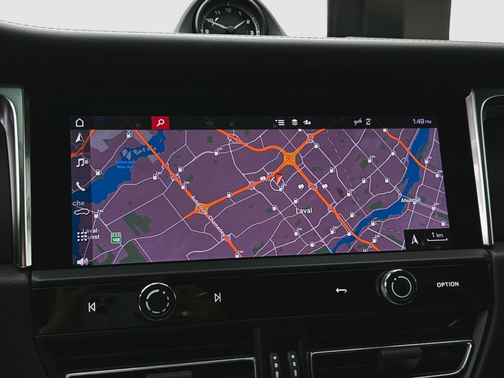 Porsche Macan  2025 à Laval, Québec - 22 - w1024h768px