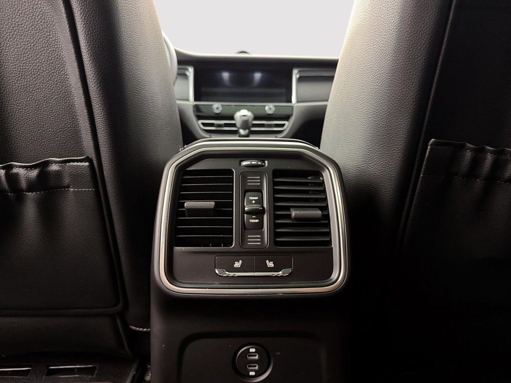 Porsche Macan  2025 à Laval, Québec - 26 - w1024h768px