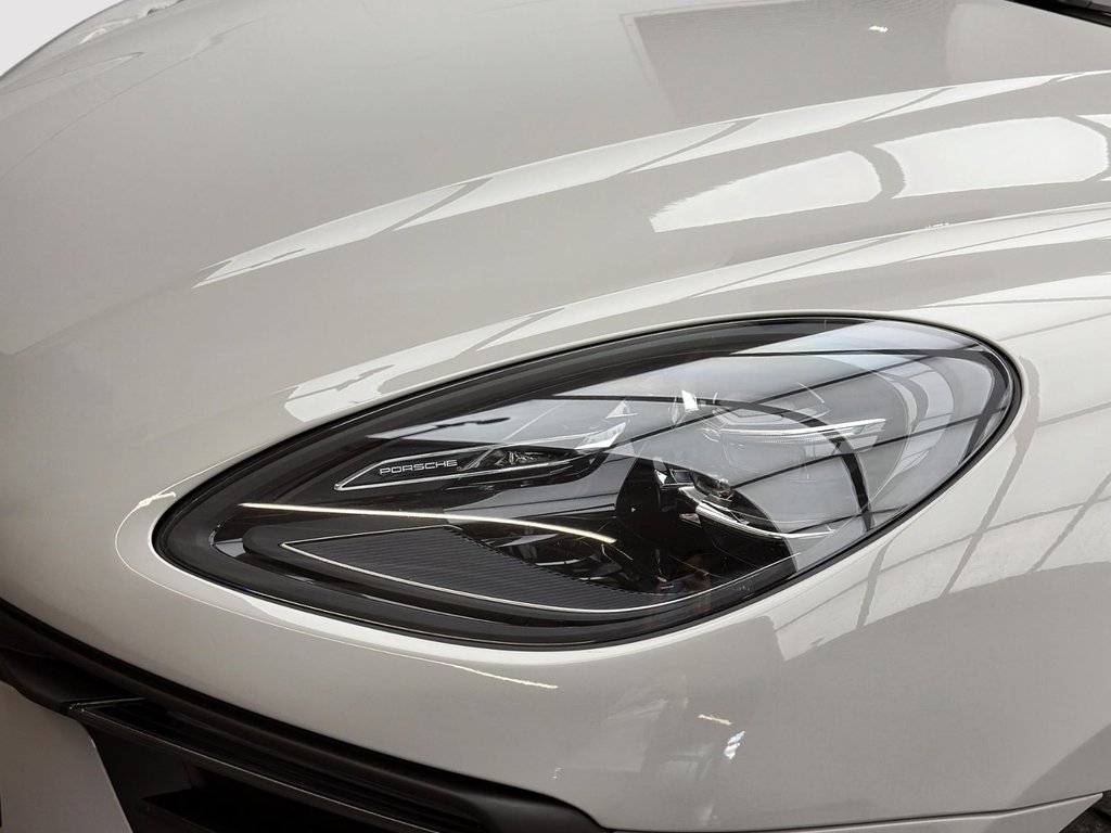 Porsche Macan  2025 à Laval, Québec - 8 - w1024h768px