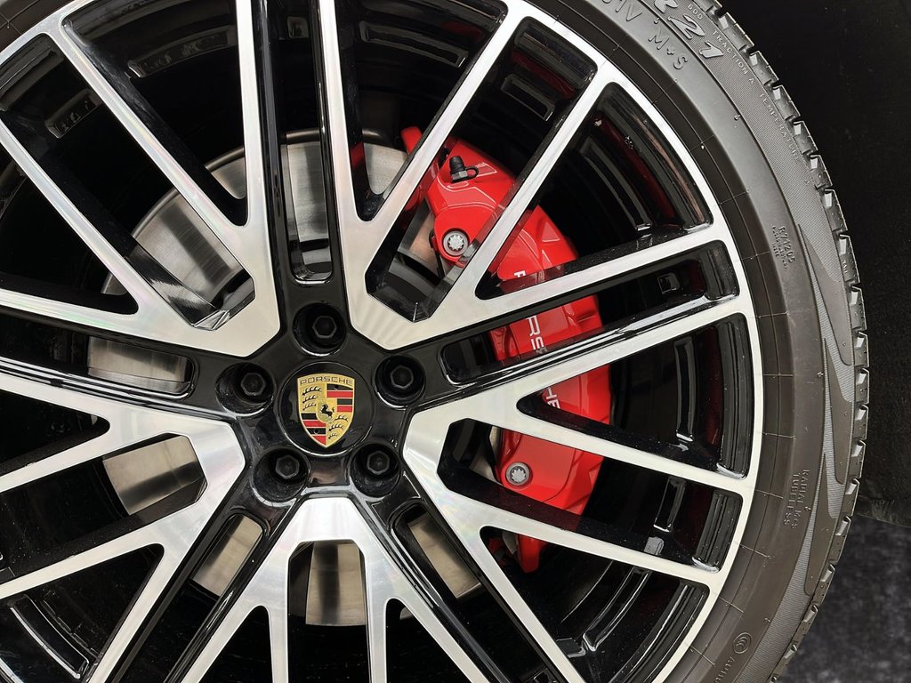Porsche Macan GTS 2026 à Laval, Québec - 11 - w1024h768px