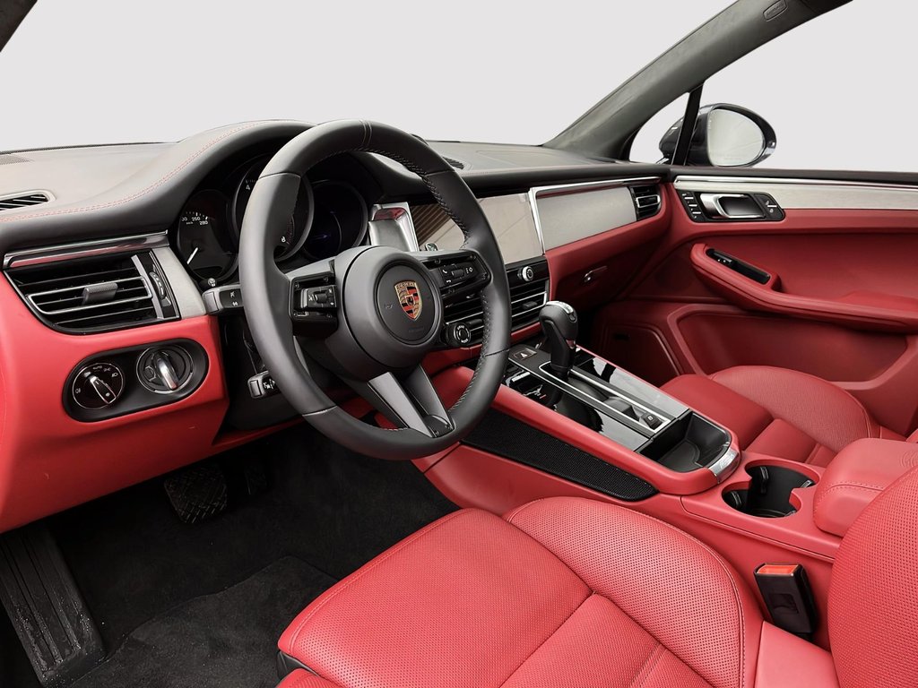 Porsche Macan GTS 2026 à Laval, Québec - 12 - w1024h768px