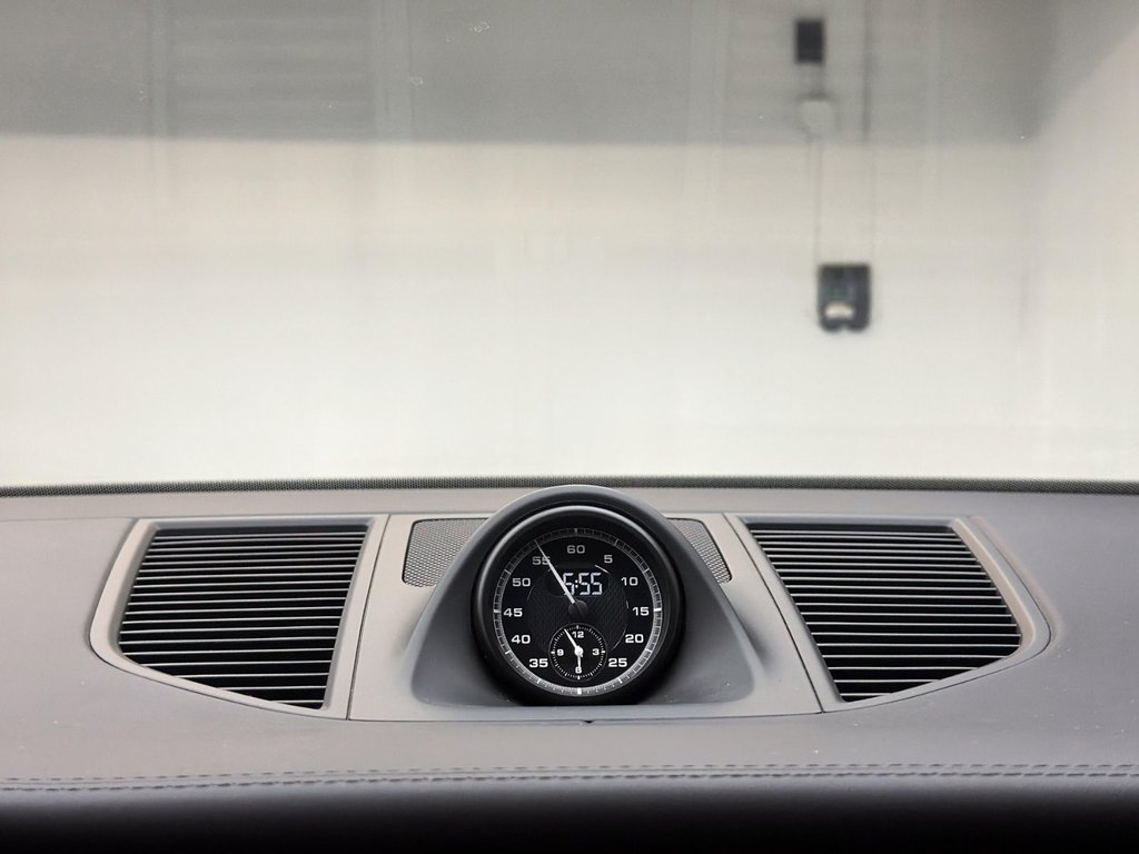 Porsche Macan  2026 à Laval, Québec - 20 - w1024h768px