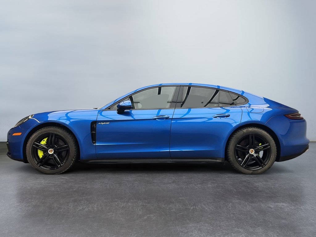 2018 Porsche Panamera 4 in Laval, Quebec - 2 - w1024h768px