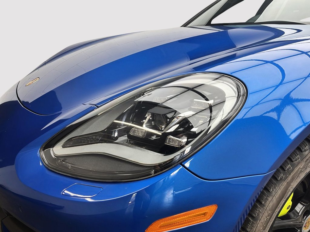 2018 Porsche Panamera 4 in Laval, Quebec - 8 - w1024h768px