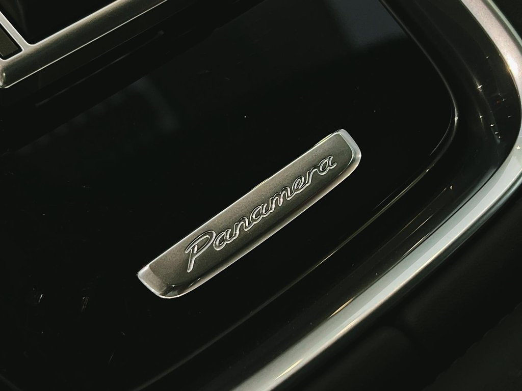 2023  Panamera GTS Sport Turismo AWD in Laval, Quebec - 34 - w1024h768px