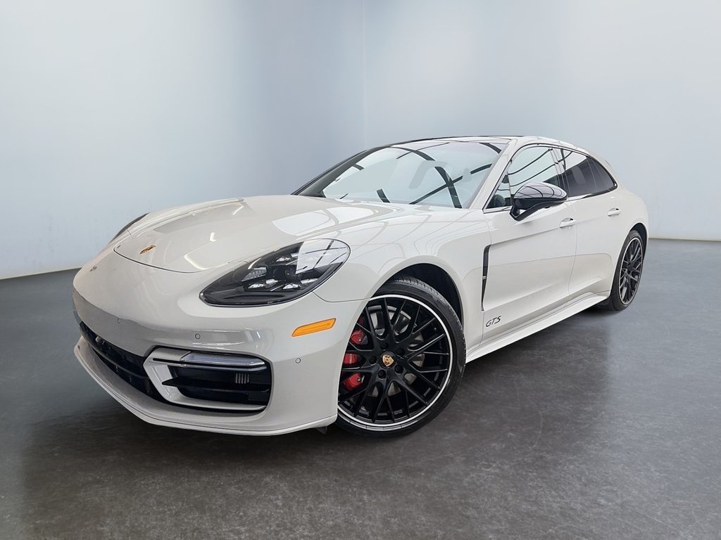 2023  Panamera GTS Sport Turismo AWD in Laval, Quebec - 1 - w1024h768px