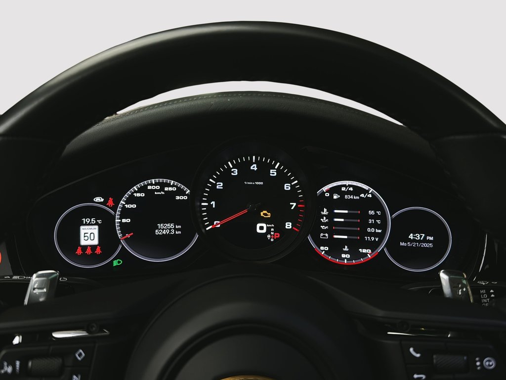 2023 Porsche Panamera 4 SportDesign Package in Laval, Quebec - 20 - w1024h768px