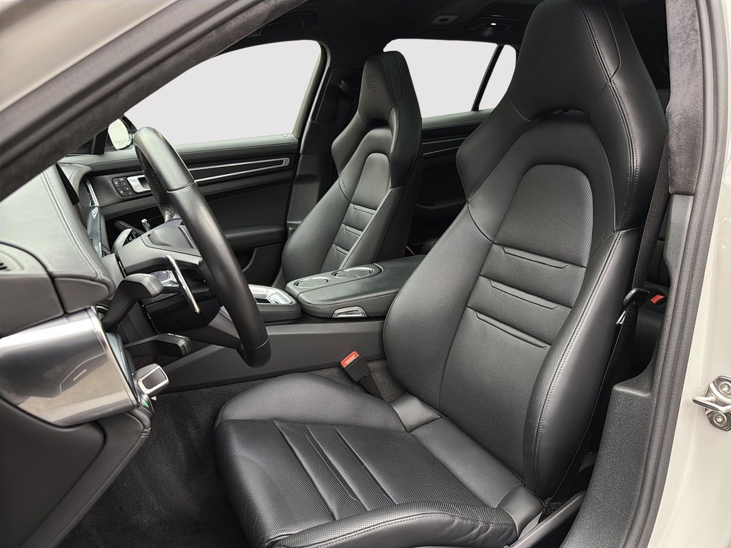 Porsche Panamera GTS V8 Sport Turismo Premium Package 2023 à Laval, Québec - 17 - w1024h768px