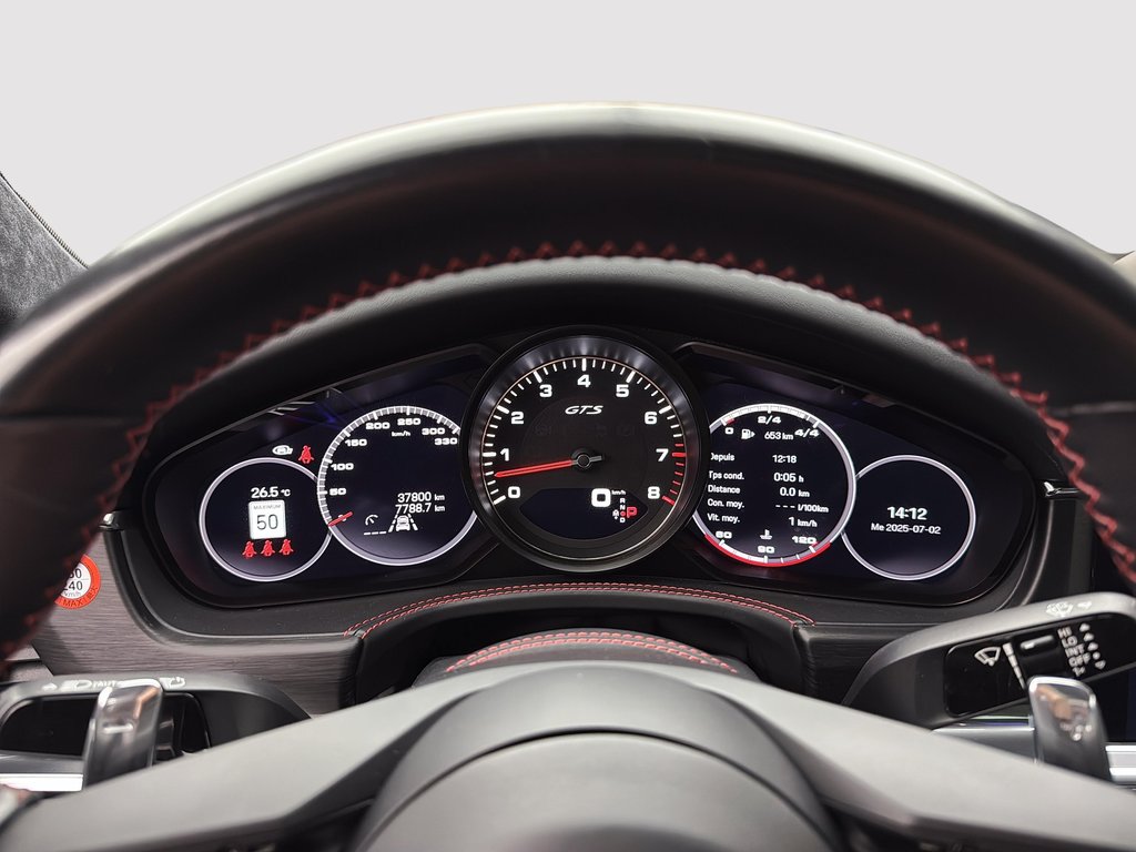 Porsche Panamera GTS w/Assistance Package 2023 à Laval, Québec - 17 - w1024h768px