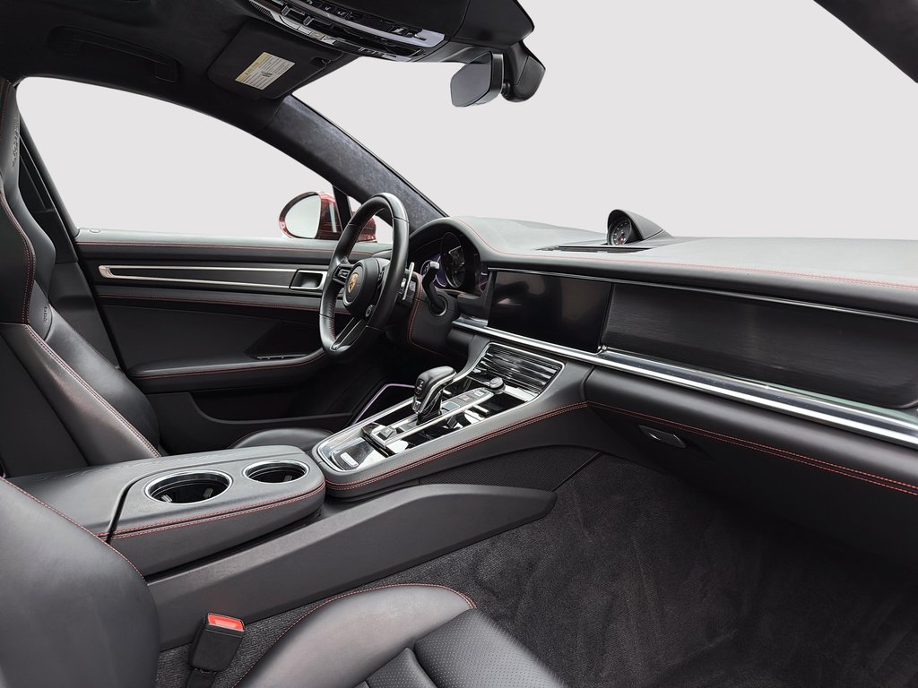 Porsche Panamera GTS w/Assistance Package 2023 à Laval, Québec - 21 - w1024h768px