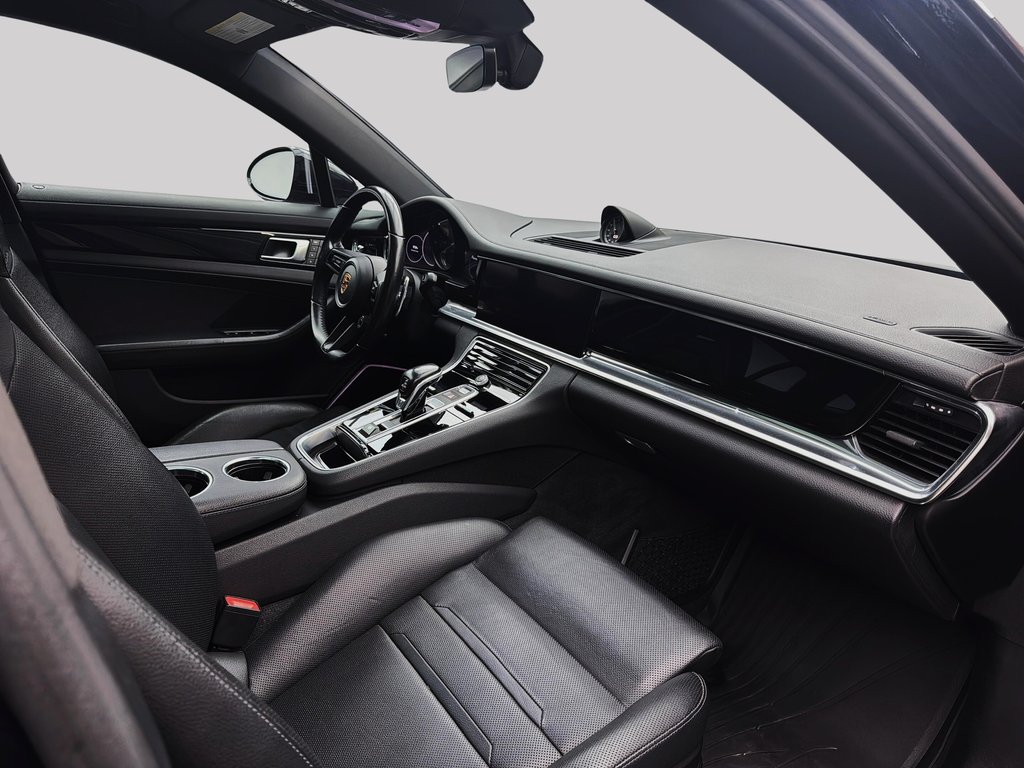 Porsche Panamera 4 E-Hybrid Premium Package 2023 à Laval, Québec - 25 - w1024h768px