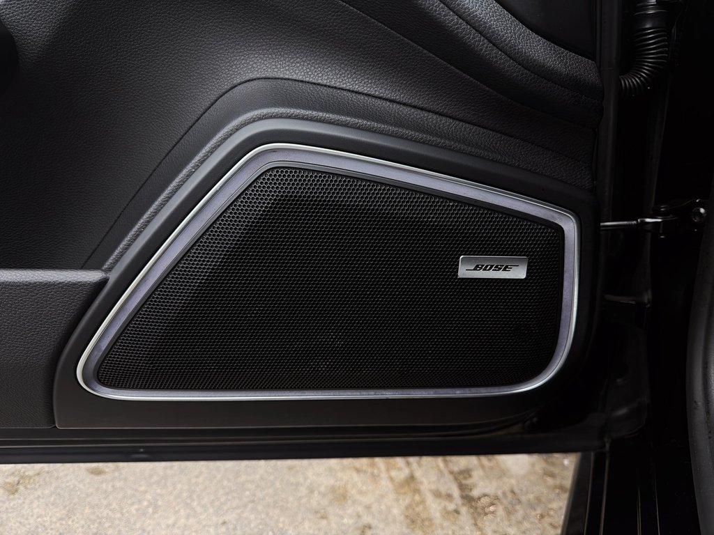 Porsche Panamera 4 E-Hybrid Premium Package 2023 à Laval, Québec - 31 - w1024h768px